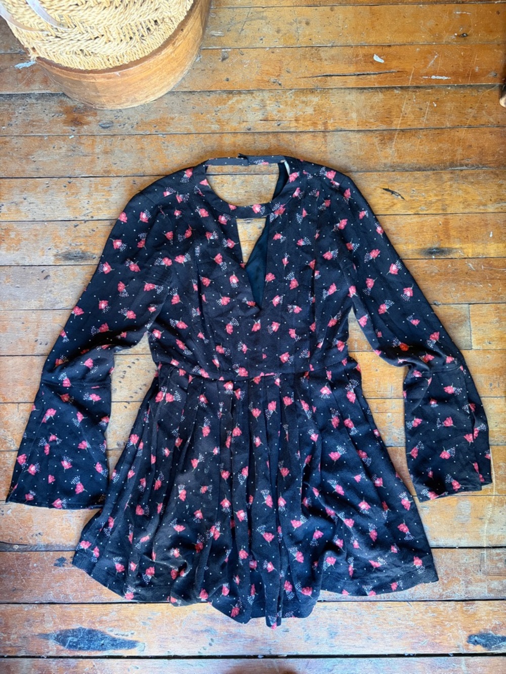 Free People Tegan floral print rayon minidress keyhole blouse tunic size small